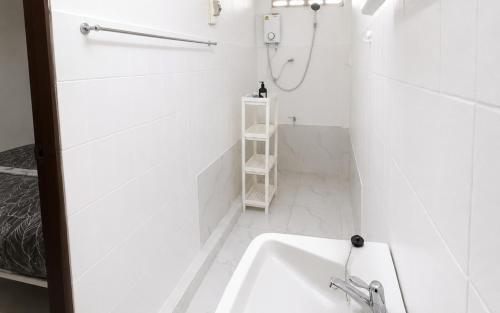 S.T. Apartment - image 7
