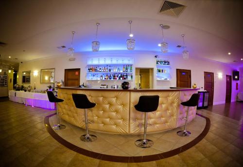 Hotel Astra - image 2