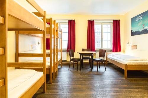 Euro Youth Hotel Munich - image 4