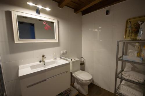 PINTORES ROOMS Apartamentos Turísticos