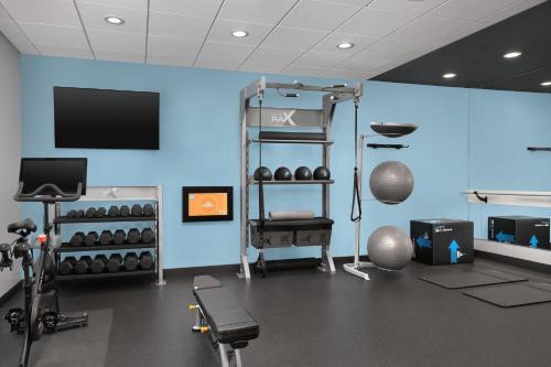 Tru by Hilton Fayetteville I-95 - image 18