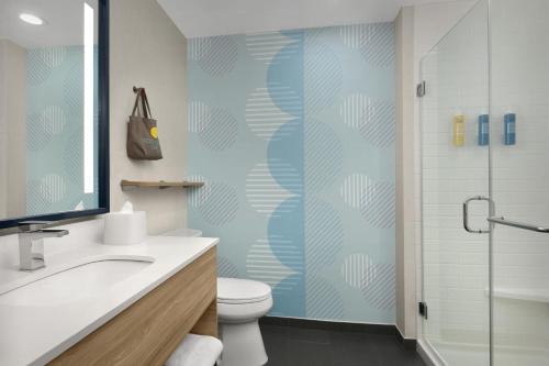 Tru by Hilton Fayetteville I-95 - image 30
