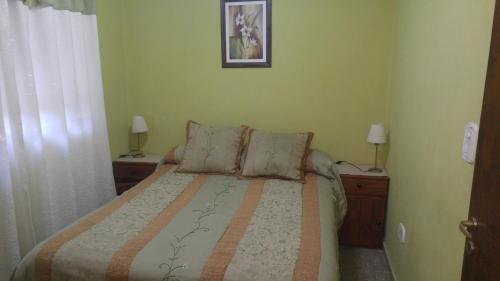 1 twin bed, 2 sofa beds