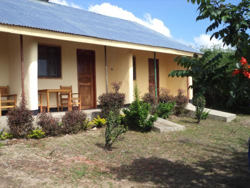 Viesnīcas āriene, The Elephant Home in Kasunganyanja