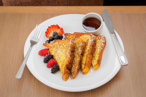 Hilton Garden Inn West Chester - image 20