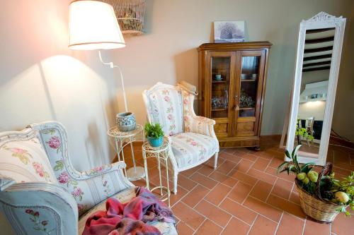 Agriturismo Petrognano - Tap to explore photos