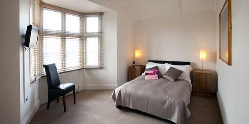 Victoria Mansions Hotel Apartments - image 3
