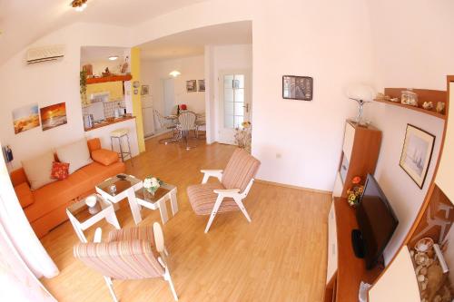 Apartment Zrinka in Ist
