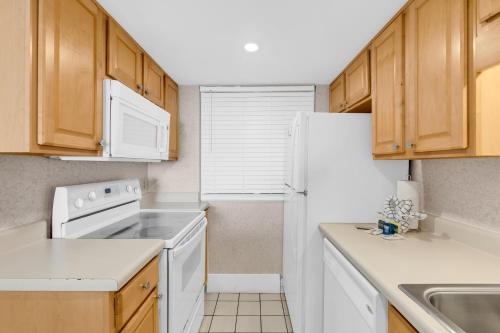 Scenic Views from the balcony at Ocean Forest Plaza Condos - image 32