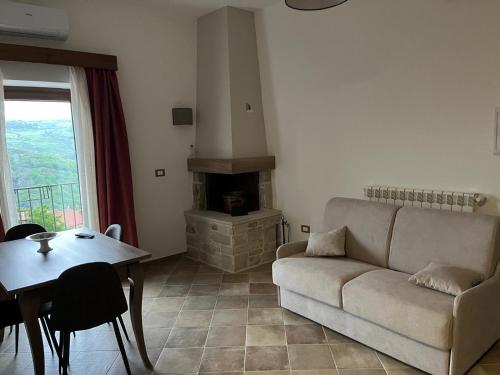 Borgo Izzo 2 in San Fele
