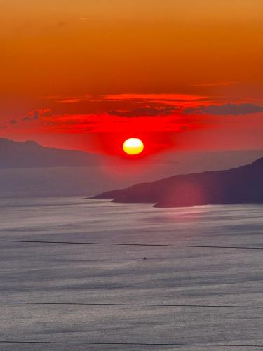 منظر, Sunset in Spatharaioi in Kampos Skoureikon