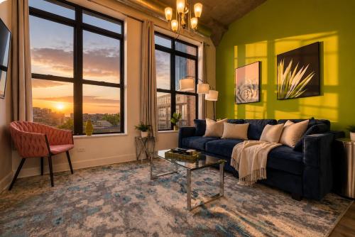 McCormick 2Br-2Ba for up to 8 guests wth Optional Parking and Gym Access in Chicago, USA