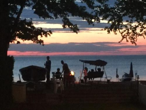 pludmale, Maison sur la plage in Šambora (QC)