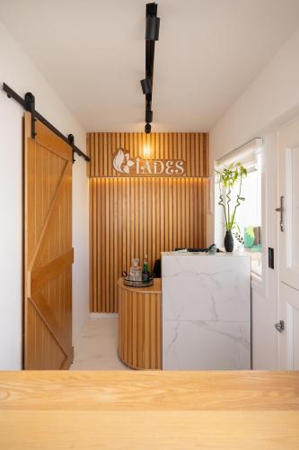 Iades Studios & Apartments 5