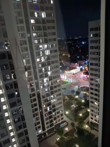 GAY THUONG NHO Homestay Phong tang cao voi phong tam rieng trong Vinhomes Grand Park in District 9