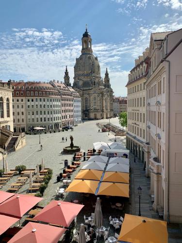 grosszügiges Apartment mit Blick zur Frauenkirche, Dresden