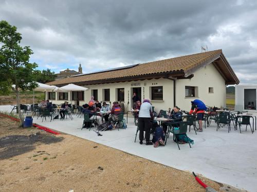 ALBERGUE LA VESPA Hostel & Bar in Torres Del Rio
