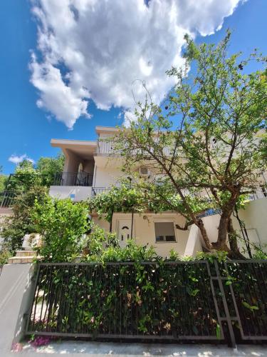 Vila Luchice Family Garden Apartment