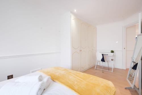 BnBNova - 1BR - The Heart of Fitzrovia - image 11