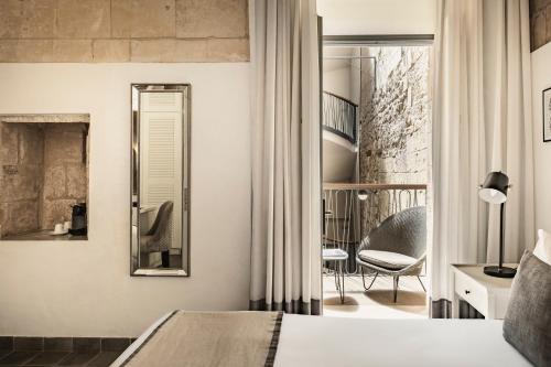 66 Saint Paul's & Spa - image 3