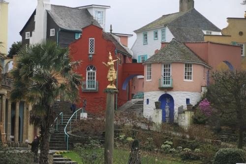 Heart of Harlech in Harlech