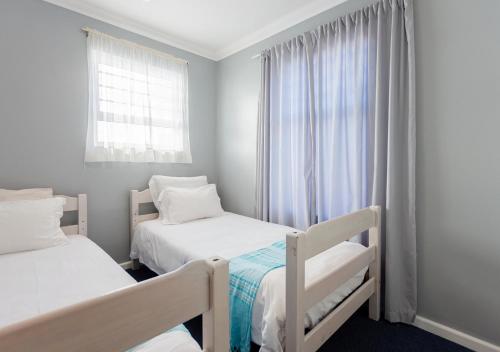 Helios House - image 2