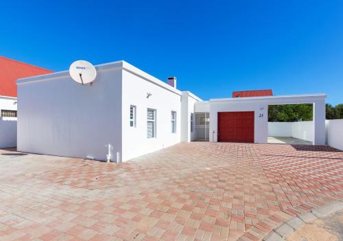 Helios House - image 4