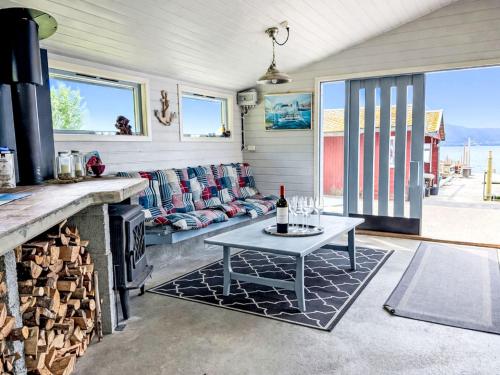 Holiday Home Rorbu by Interhome in Naustdal