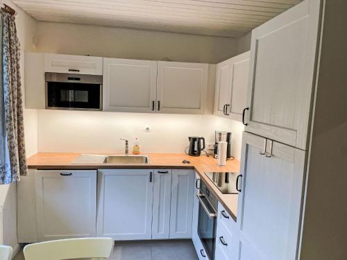 مطبخ, Holiday Home Landhaus by Interhome in دالين بورغ