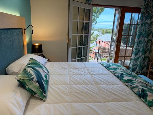 hotel photo