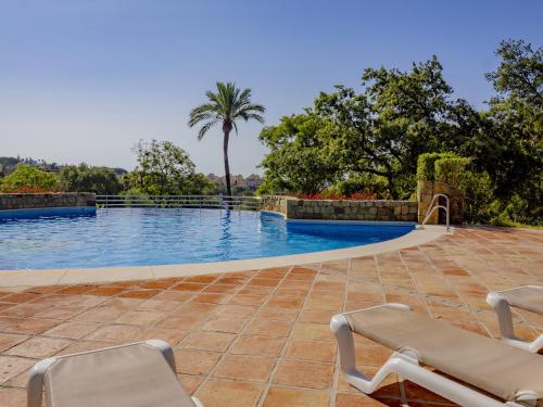 Cubo's Luxury Golf Apartment Marbella & Parking - image 2