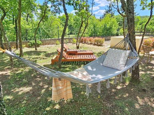 Holiday Home Country pleasures cottage by Interhome in Dugobabe