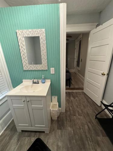TINY unit in cottage in the middle of Downtown in Other