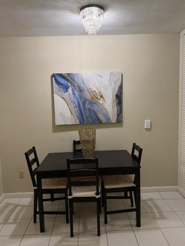 Vintage 2 Bedroom Condo Lake Eola View in Other