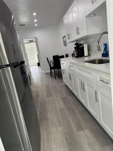 Renovated Condo Lake Eola View Great Location in Other