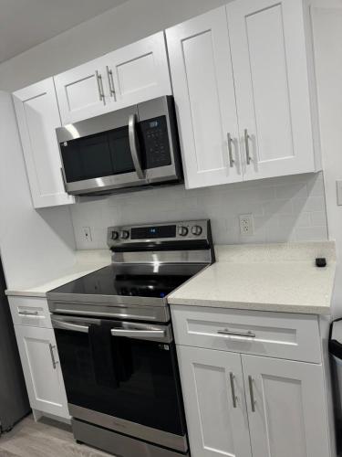 Renovated Condo Lake Eola View Great Location in Other
