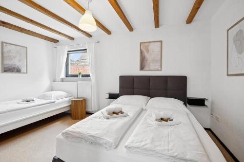 ANDRISS - Travel & Work - 5 BR - Kitchen - Parking in Kaiserslautern, Deutschland