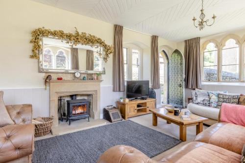 4 Bed in Bridport oc-58847 gîte à louer Powerstock Castle