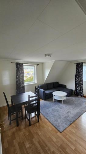 Central, spectacular view, 2 bedroom, free parking