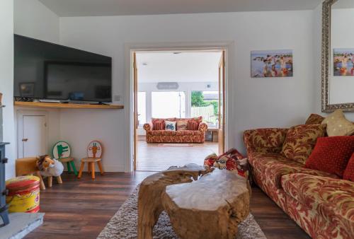 Kerry Wish Cottage - Valentia Island in Knights Town
