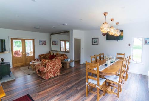 Kerry Wish Cottage - Valentia Island in Knights Town