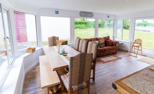Kerry Wish Cottage - Valentia Island in Knights Town