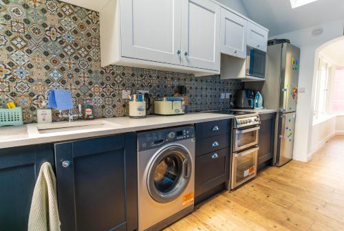 Kerry Wish Cottage - Valentia Island in Knights Town