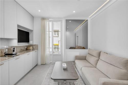 1 Chambre - Ascenseur - Proche Palais