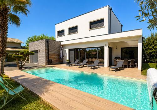 Villa Luxe Exclusive avec Piscine Privée - Location, gîte - Gujan-Mestras