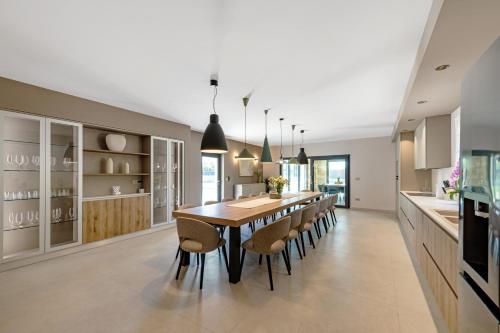 Iekārtas, Villa Ciburi, a luxurious villa in the heart of Istria in Heki