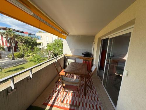 T2 Climatisé Sète Résidence avec Piscine - FR-1-472-210