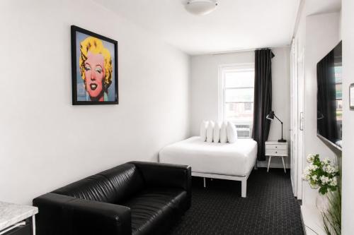 Stylish Newbury Street Studio, #11 in Boston, USA