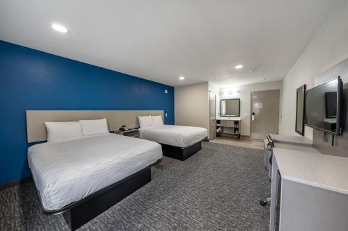 Hummingbird Hotel in Millersville (TN)