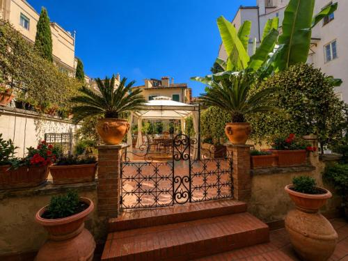 Veronica Suite, Roma